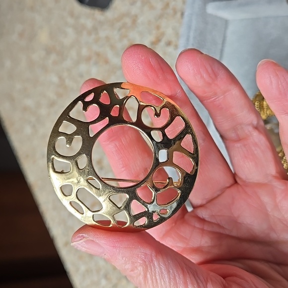 Elegant Gold and Silver Brooch Pin / Necelace Pedant  Set Of 3 - Picture 10 of 16